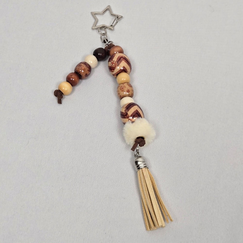 Boho Beaded Tassel Keychain Star Clasp Wood Beads Bag Charm Brown Cream